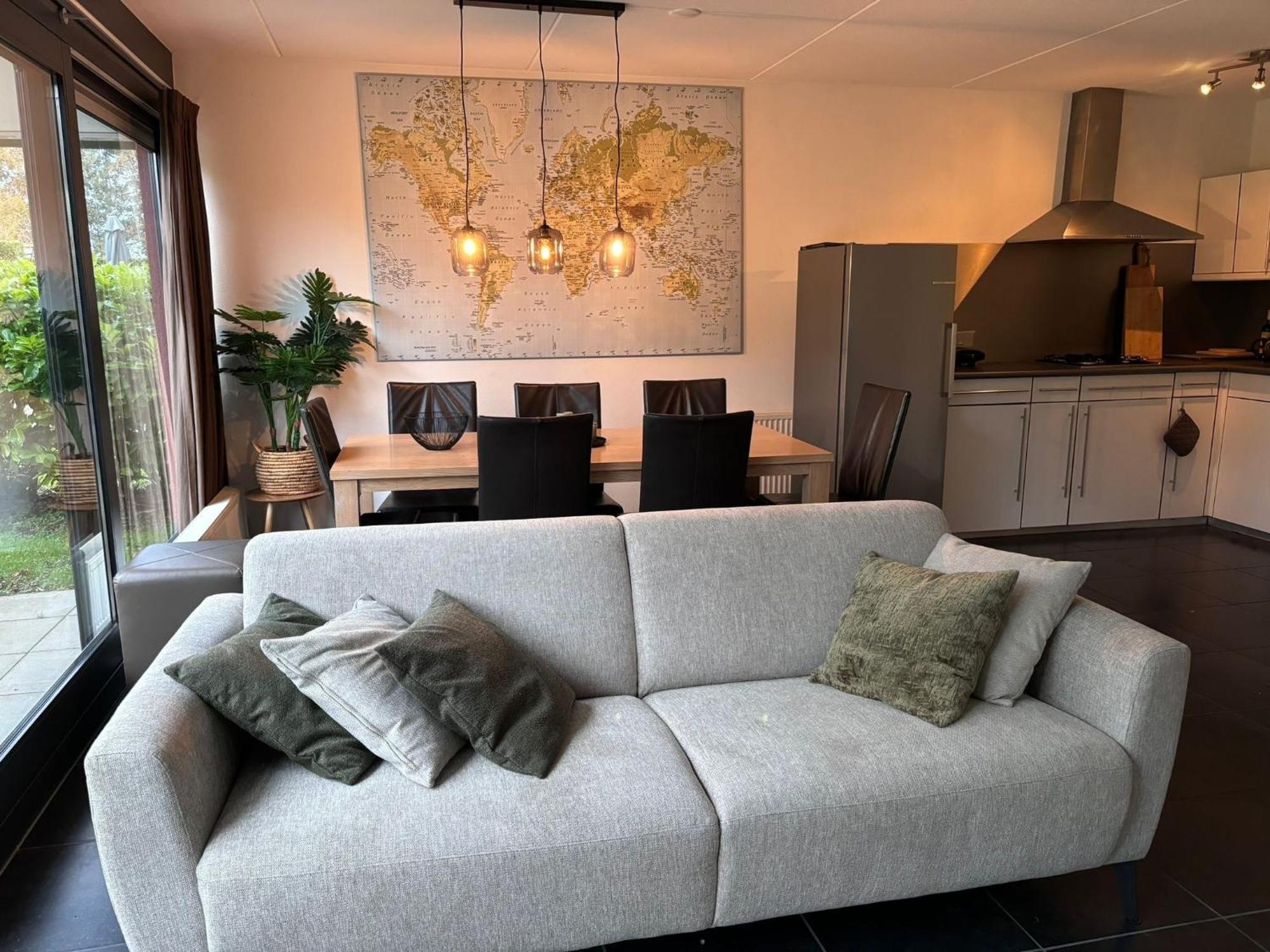 באלק Comfortably Vacation Home At Slotermeer Lake מראה חיצוני תמונה